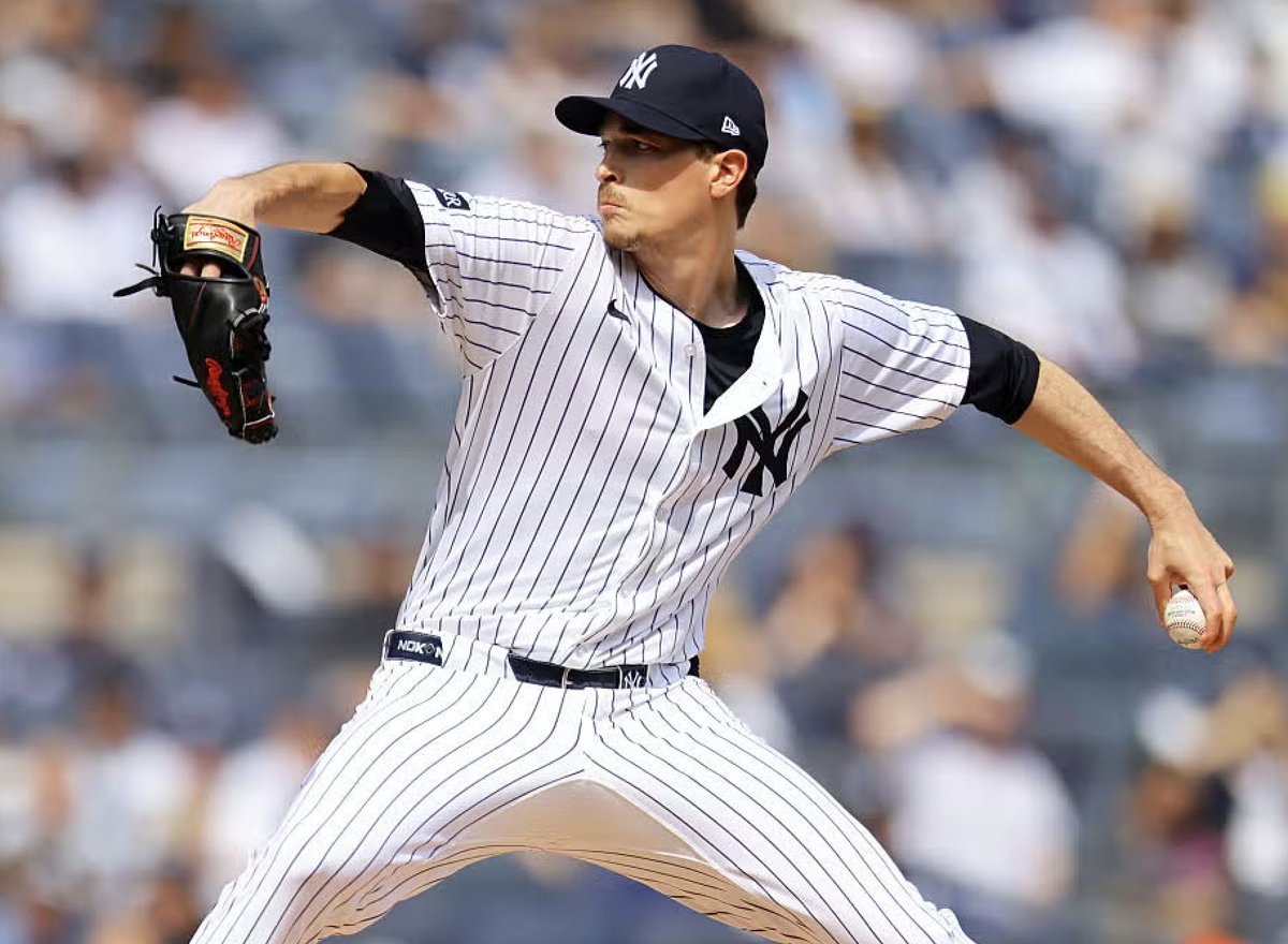 YankeeReport_'s tweet photo. Max Fried today vs Angels:

5.1 IP, 3 H, 5 R, 5 ER, 3 BB, 3 K 

(93 pitches/52 strikes) https://t.co/3MCOad3XRb