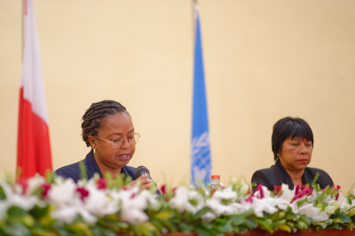rwandainsa's tweet photo. #Madagascar – Today in Antananarivo, the Government of Madagascar, the United Nations, and members of the Diplomatic Corps joined the Rwandan community in solemn remembrance of the 1994 Genocide Against the Tutsi.

Speaking on behalf of the Malagasy government, the Minister of Foreign Affairs, H.E. N’DIAYE Alice, affirmed:
"This commemoration goes beyond remembrance. It brings us together around a universal message: to prevent divisions, defend human dignity, and build societies based on peace, inclusion, and respect."

Thank you to all who stood in solidarity with us.
@RwandaMFA @diplomatieMg @Unity_MemoryRW @UNMadagascar 
#Kwibuka32 #RememberUniteRenew