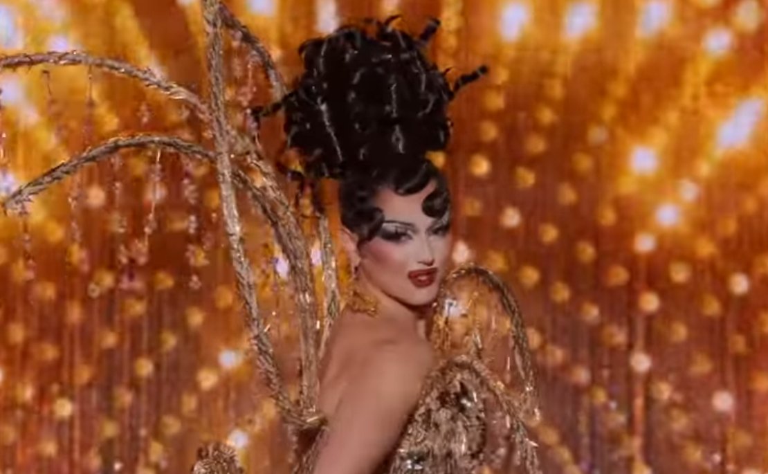 Faye06230's tweet photo. 🕯🕯🕯Myki meeks will be America's next drag superstar 🕯🕯🕯 https://t.co/jkQiq1nj9Q