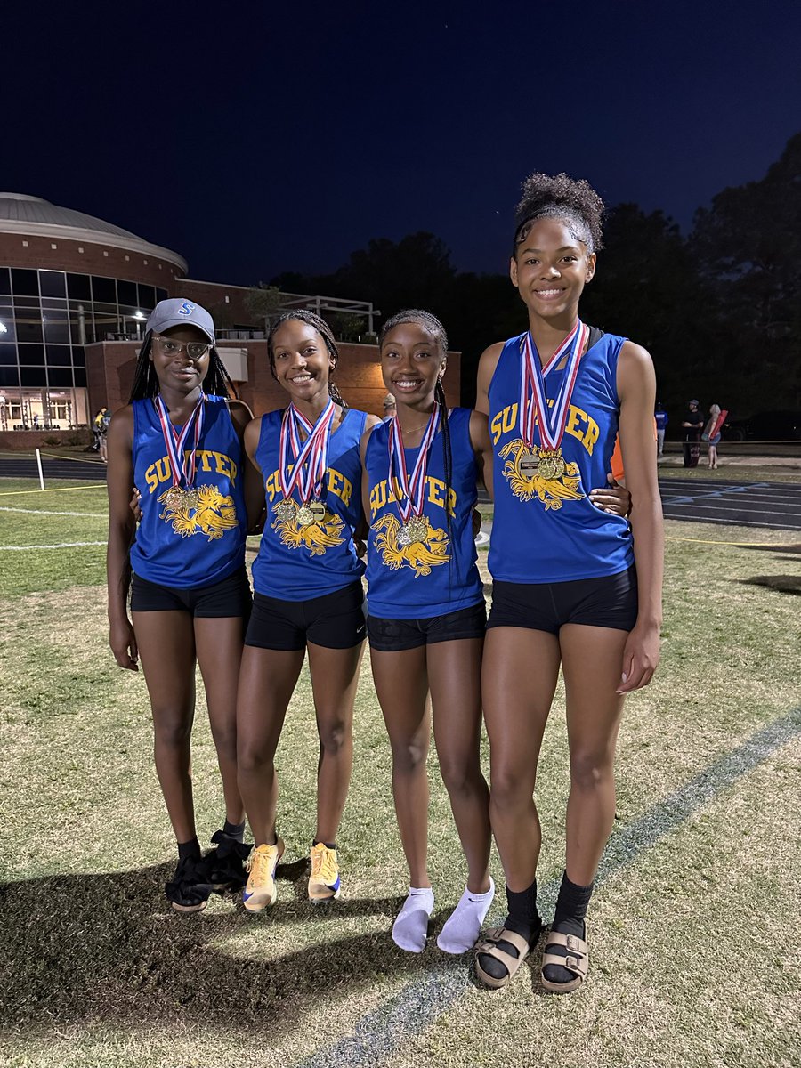 Simone E. Wells tweet media