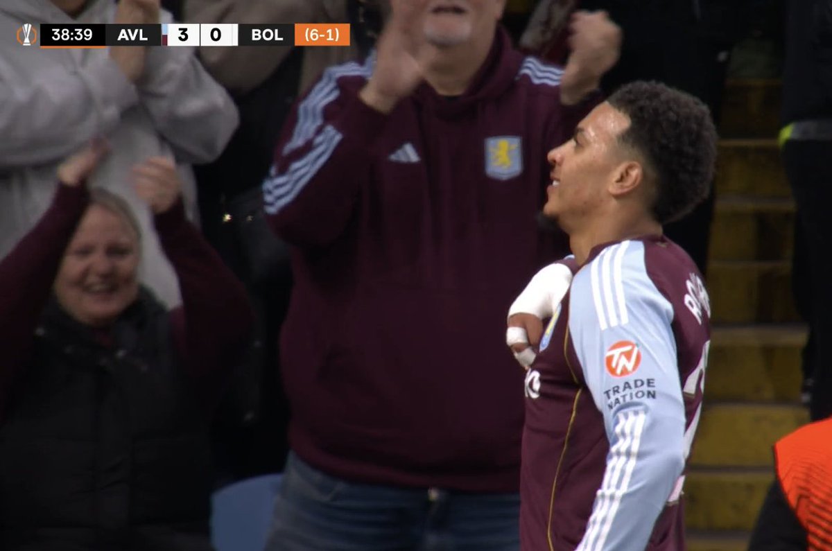 The Touchline | 𝐓 tweet media