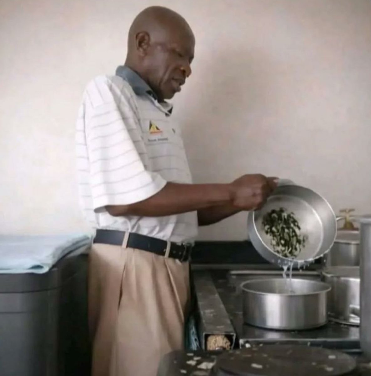 Ray Mond tweet media