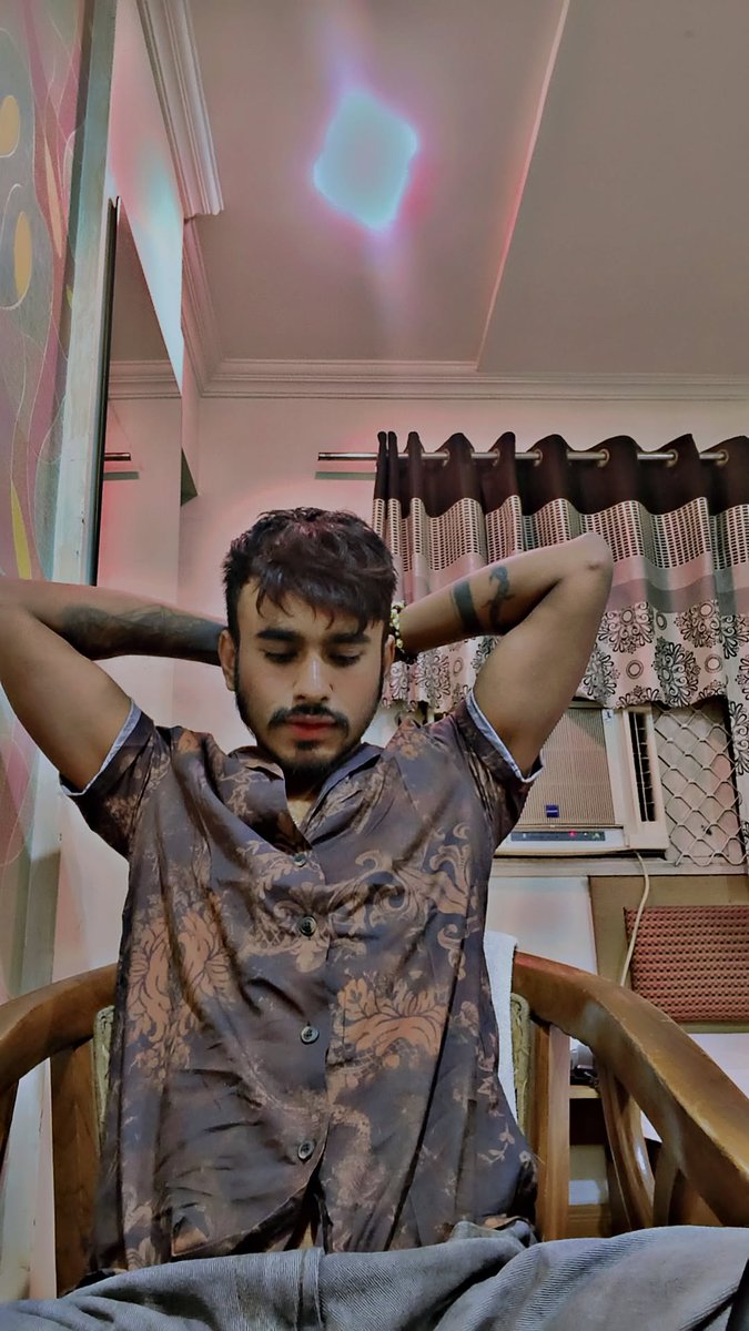 harry sins😈 tweet media