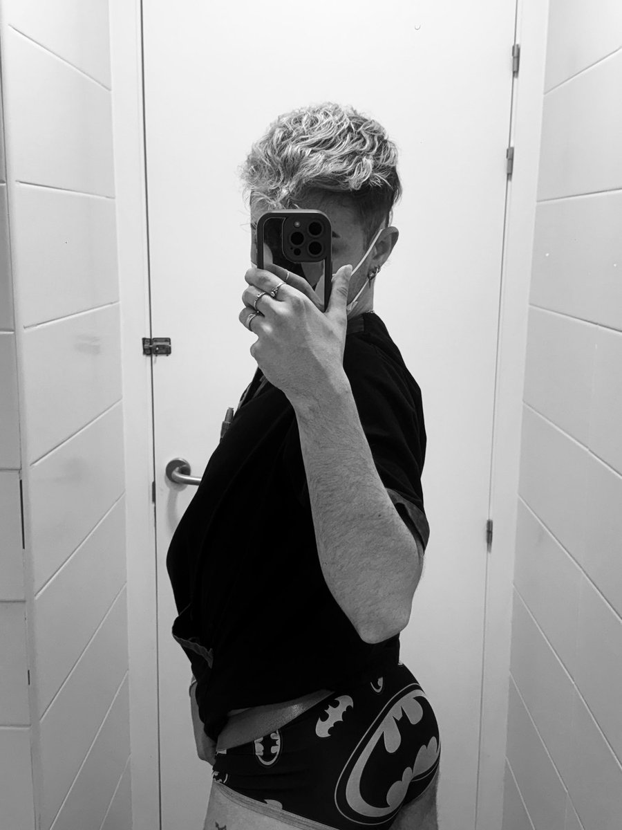 sacc_3's tweet photo. Donde esta mi robin? 🤪🤪🤪 https://t.co/1RcxOiYImx