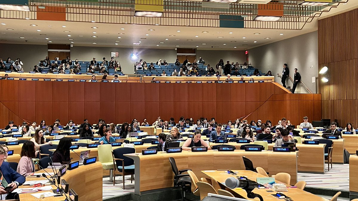 Florence Bauer tweet media