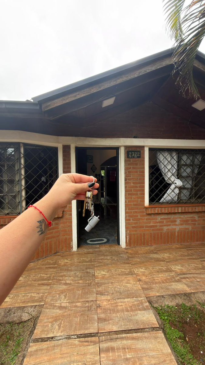 Tenemos casita nueva, nuestro nuevo hogar 🩷🏡🤞🏻 que todo lo bueno nos encuentre y se quede con nosotros.. <a href="/Angel__Riquelme/">Angel Riquelme🇦🇷</a> ..te amo🩷vamos por otra aventura juntos...