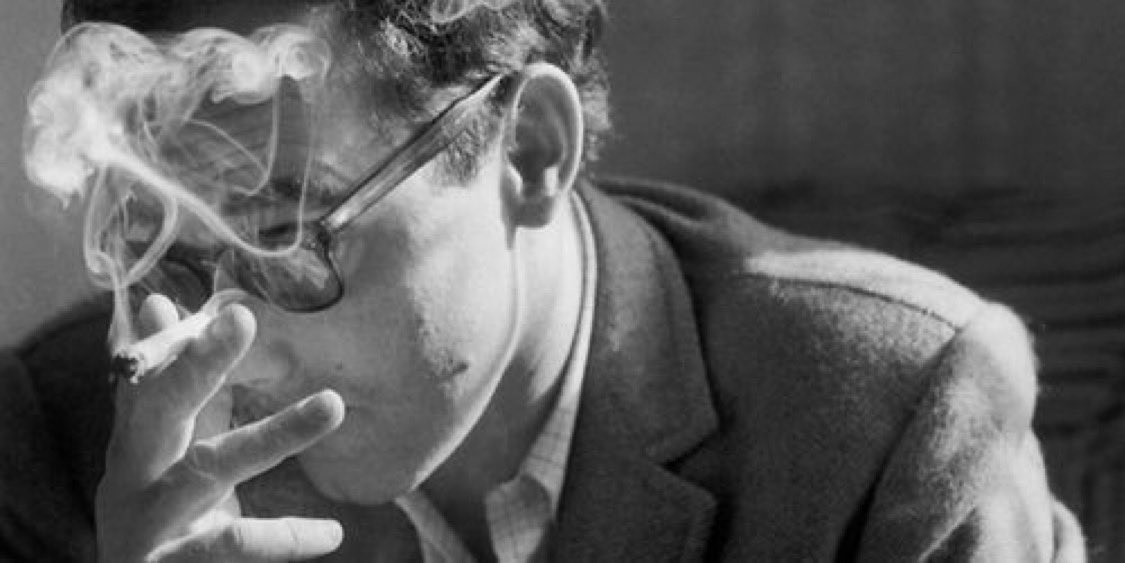“Boşluğa atlayan, ayakta durup izleyenlere hiçbir açıklama borçlu değildir.”

― Jean-Luc Godard