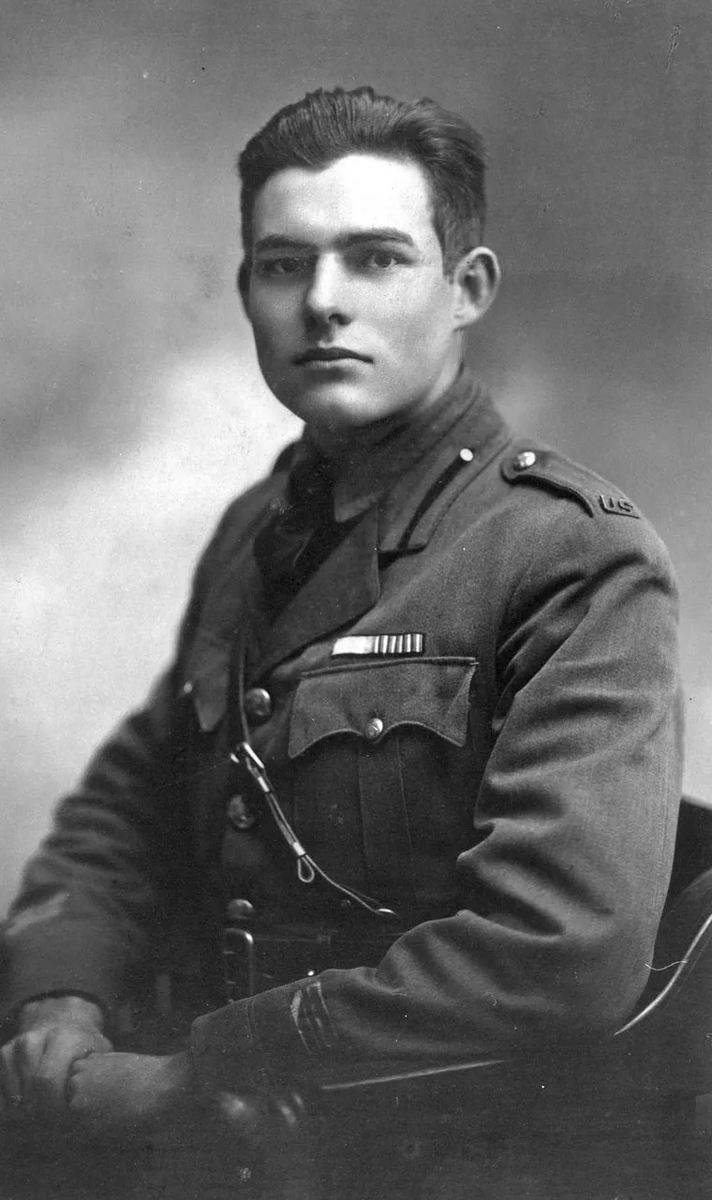 AlyssaMatesic's tweet photo. 5️⃣ ERNEST HEMINGWAY

He knew that your first draft is not supposed to be polished, perfect, or even publishable. It's a starting point.

"The first draft of anything is shit." https://t.co/RAHWlGsXIx