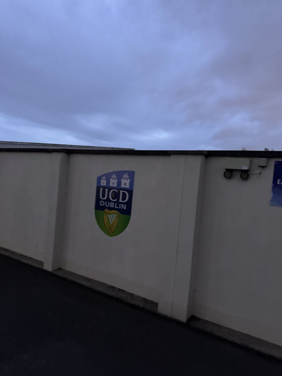 NVSG04's tweet image. CALLING ALL FIFA PLAYERS

If you play FIFA/EAFC, you’ll prolly know this team because they used to be the worst team in the entire game 😂😂

NOW I AM AT THEIR GROUND 😭🔥

#EAFC #Dublin