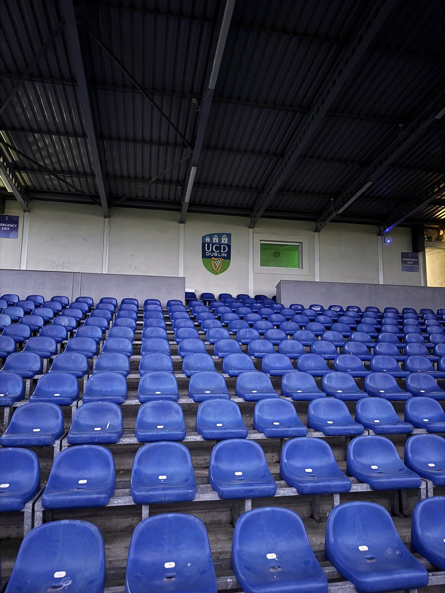 NVSG04's tweet image. CALLING ALL FIFA PLAYERS

If you play FIFA/EAFC, you’ll prolly know this team because they used to be the worst team in the entire game 😂😂

NOW I AM AT THEIR GROUND 😭🔥

#EAFC #Dublin