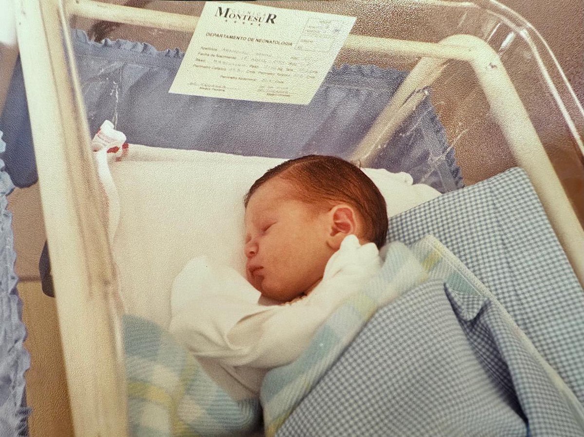 𝙘𝙝𝙚𝙧𝙧𝙮 tweet media