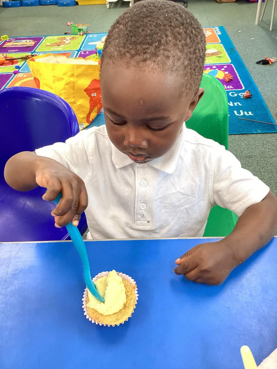 ForestersPS's tweet photo. Cherry class baked egg-free cakes today! π°
Concentration skills were at a maximum while decorating them! π¨βπ³π
Such a sweet baking session for everyone!
#CherryClass #EggFreeBaking
#BakingWithKids #EYFS #Nursery https://t.co/8WXcYQF5pX