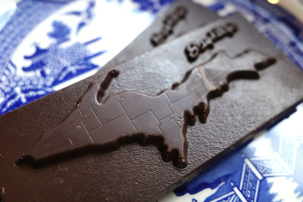 mich_enjoyer's tweet photo. Why Yoopers Have Their Own Chocolate Bars and We Don’t @owroot 
https://t.co/dkVLt7rAtr https://t.co/WYsFFoVEnn
