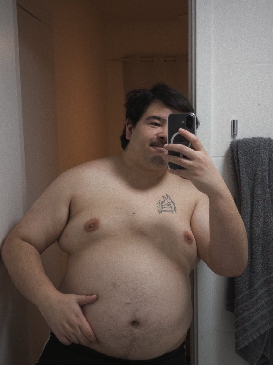 chaos space marine tweet media