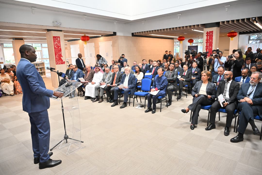 ECA_OFFICIAL's tweet photo. “At @ECA_OFFICIAL, we believe that multilingualism is not just a formality; it’s about dignity and fairness. Effective cooperation depends on understanding diverse perspectives and building trust across differences” - Chief of Staff, @abudiaw

#Multilingualism https://t.co/XV6wrGUYAS