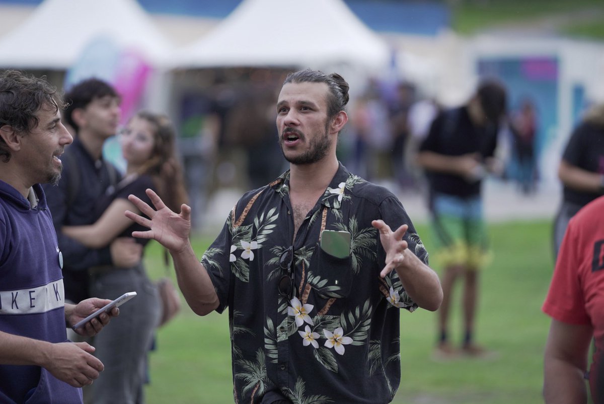 Universidad de la República tweet media