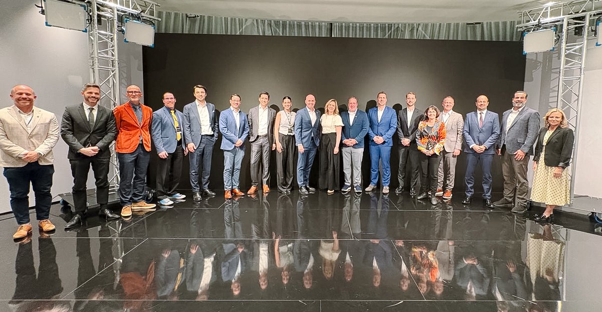 Governor Cox tweet media