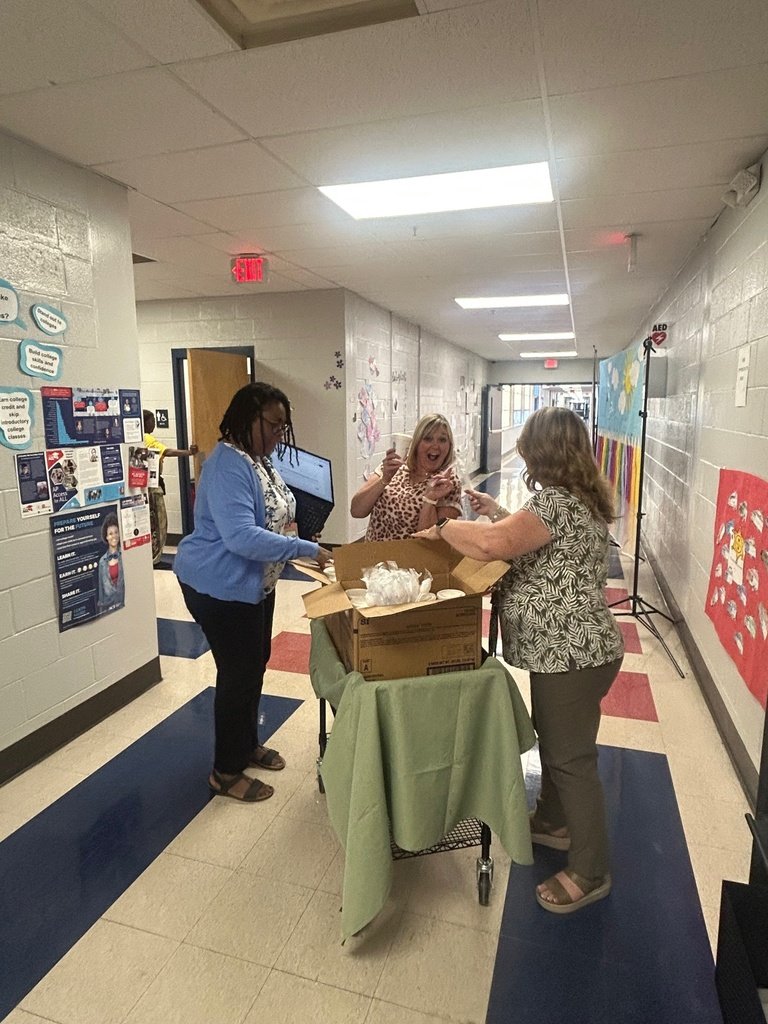 Lincoln Co. Schools tweet media