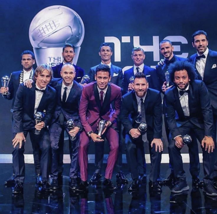 𝕬𝕴𝖅𝕰𝕹 🇸🇳🦅🌊 tweet media