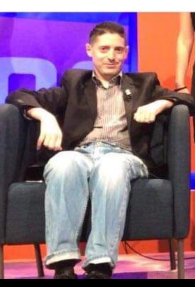 TheDudeVikyRourkeSaltato tweet media