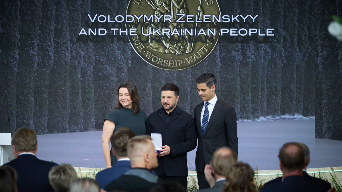 Volodymyr Zelenskyy / Володимир Зеленський tweet media