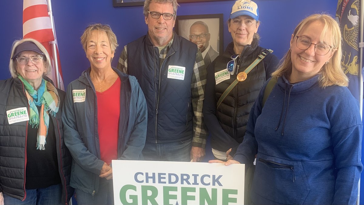 ChedrickGreene's tweet image. THREE WEEKENDS TO GO!  🗓️ 🗓️ 🗓️
Join #TeamGreene on the doors this Saturday at 10am or Sunday at noon. You can also make calls Sat afternoon to turnout voters for Chedrick. 
See thread for sign-up links.
💪🇺🇸🗳️ #SD35 #May5th #ElectionDay