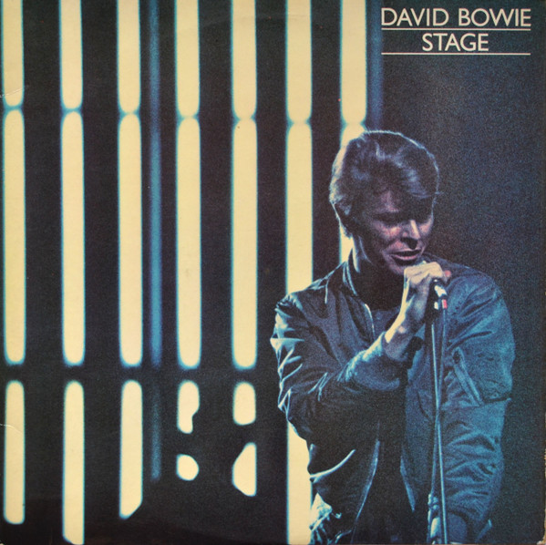 REDEROS2's tweet image. #DavidBowie – #Stage（1978）

ベルリン三部作期の楽曲と、
それ以前の代表曲が同一のアレンジ感覚で提示され、
過去と現在を同一平面に置く。
それがこの作品の方法論。
過去は更新され、音は別の輪郭を持つ。
――変化とは、連続する編集。

#ArtRock