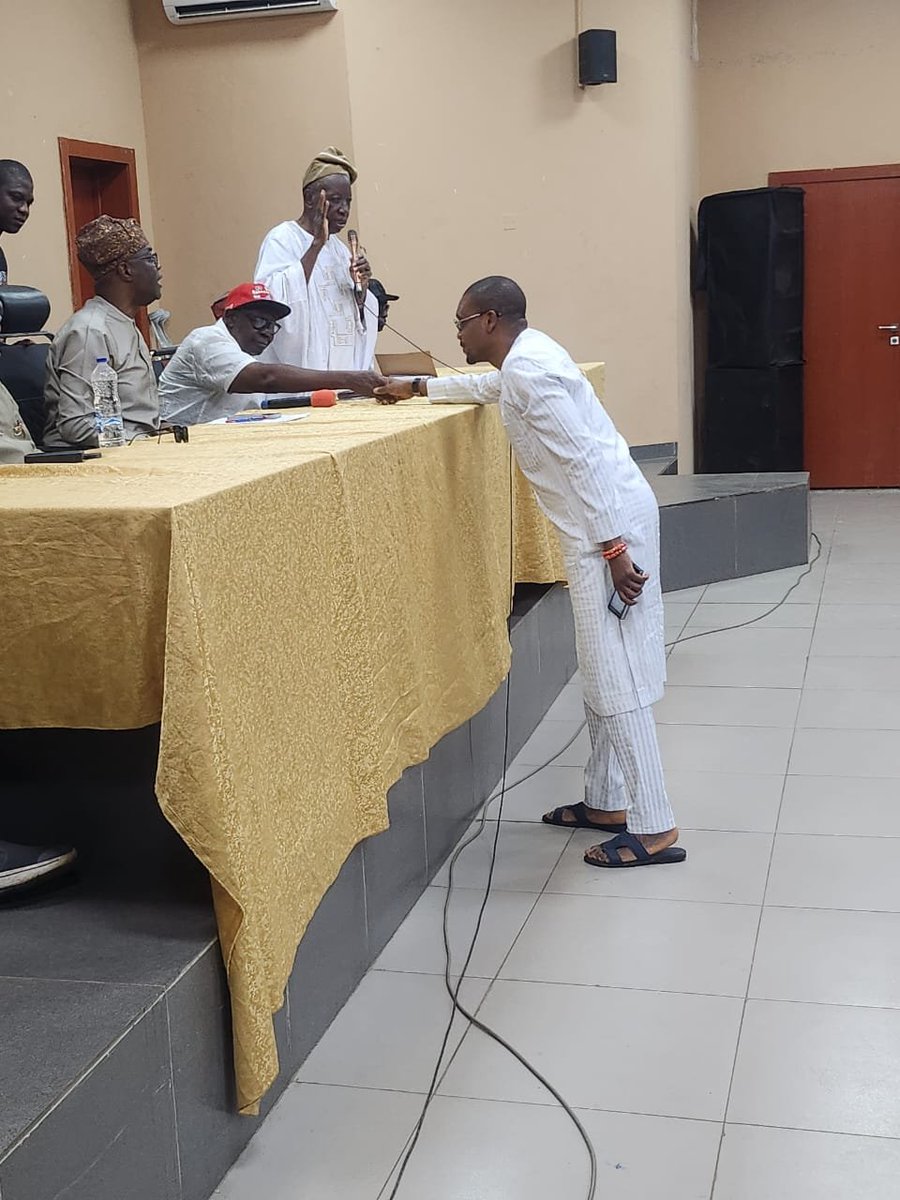 Oyo Affairs tweet media