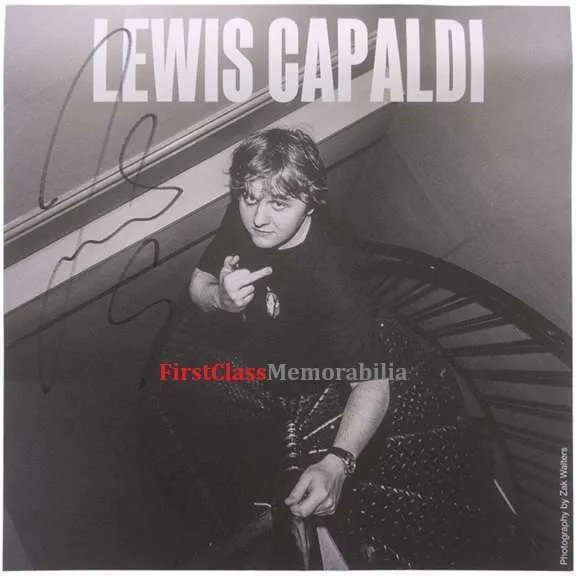 FirstClassMem's tweet photo. Genuine Lewis Capaldi signed memorabilia for sale

#lewiscapaldi #autographs #memorabilia #scotland 

https://t.co/bjS71dTkiA https://t.co/IdGBG7YLUi