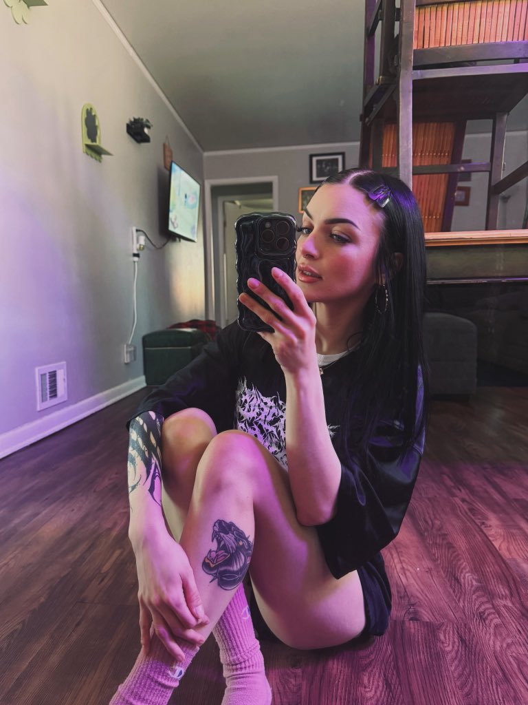 the babe with the power tweet media