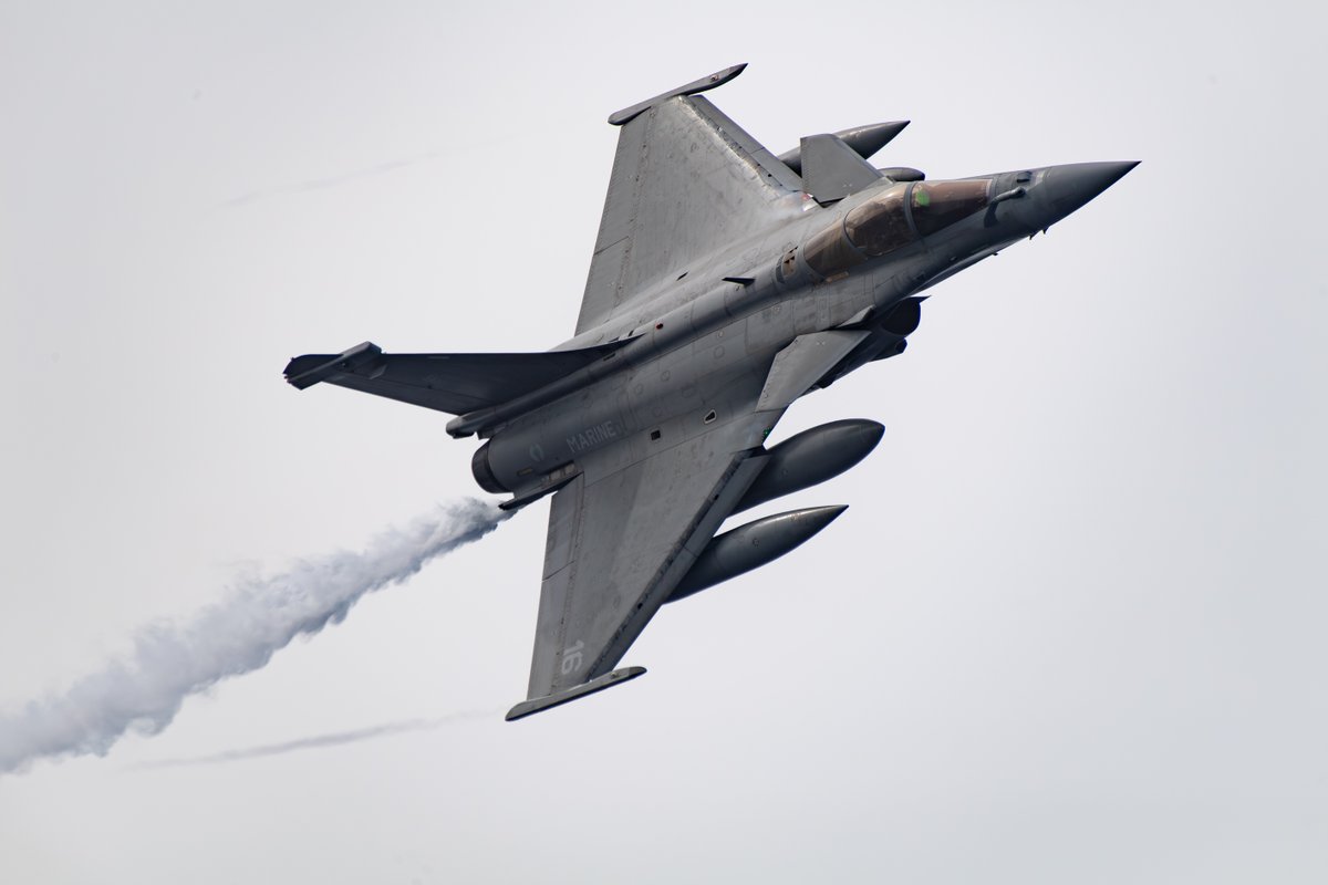 French Carrier Strike Group tweet media