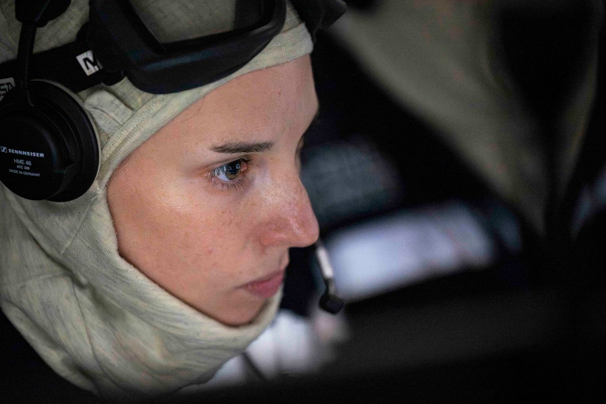 French Carrier Strike Group tweet media