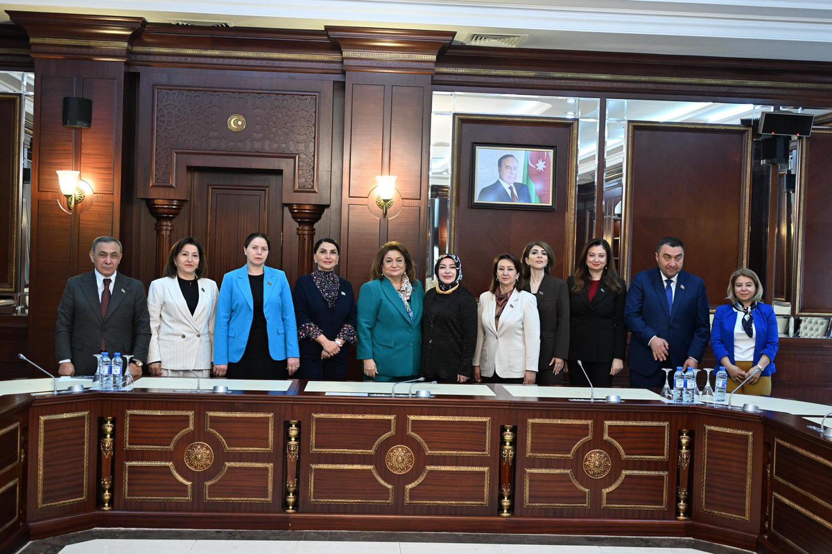 Türkiye ve Azerbaycan parlamentoları olarak; tek millet, iki devlet anlayışı ile çalışmalarımızı sürdürüyoruz.

Bakü’de gerçekleştirdiğimiz programlar kapsamında Azerbaycan Milli Meclisi Aile, Kadın ve Çocuk İşleri Komisyonu Başkanı Sayın Hicran Hüseynova ve kıymetli heyeti ile