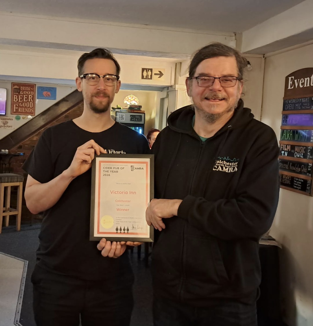 colCAMRA's tweet image. Tonight we presented the @victoriainncol with the awards for being the Runner up in the City Pub of the Year, plus Winner of the Cider Pub of the Year for 2026 - Congratulations!

#Pubs #PubsMatter #RealAle #Beer #Cider #RealCider #PubOfTheYear #PotY #Colchester @CAMRA_Official