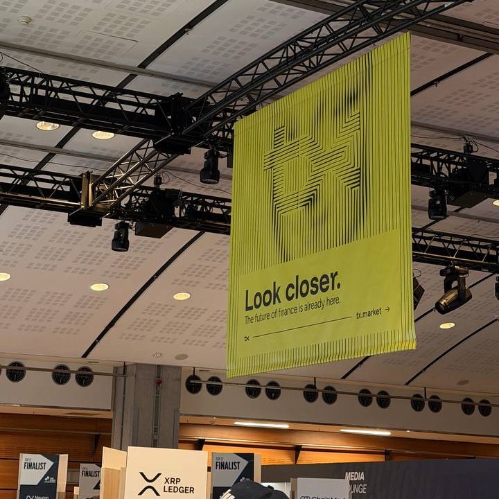 yakabureau's tweet image. Our design for TX is now hanging at Carrousel du Louvre during @ParisBlockWeek 2026.

Proud to collaborate with @txEcosystem and bring their vision to life on a global stage where art, culture, and innovation intersect.

#YakaDesign #TX #ParisBlockchainWeek #Web3 #Design #PBW26