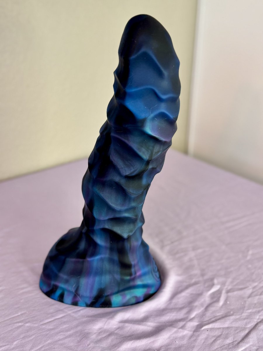 StretchyBoyFF's tweet photo. Everyone take a second to appreciate the beauty that is the new design of the RAM from @GreedyCluster from all angles. I don’t have the previous version myself, but the ridges and the curved shape look intense. Not to mention the color scheme! Thank you so much for this beast! https://t.co/s8swD0mqIG