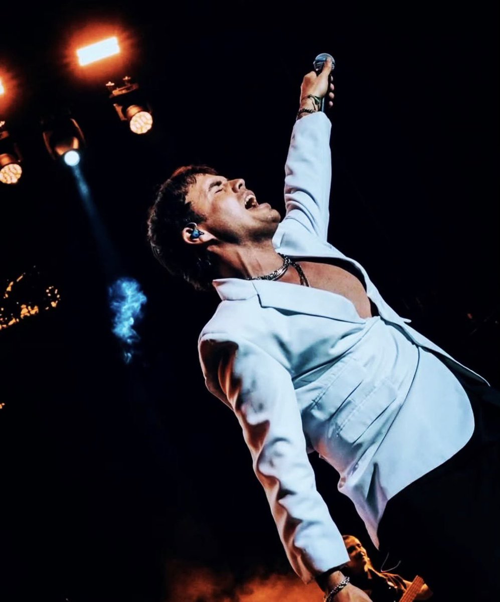 Erreway.update tweet media