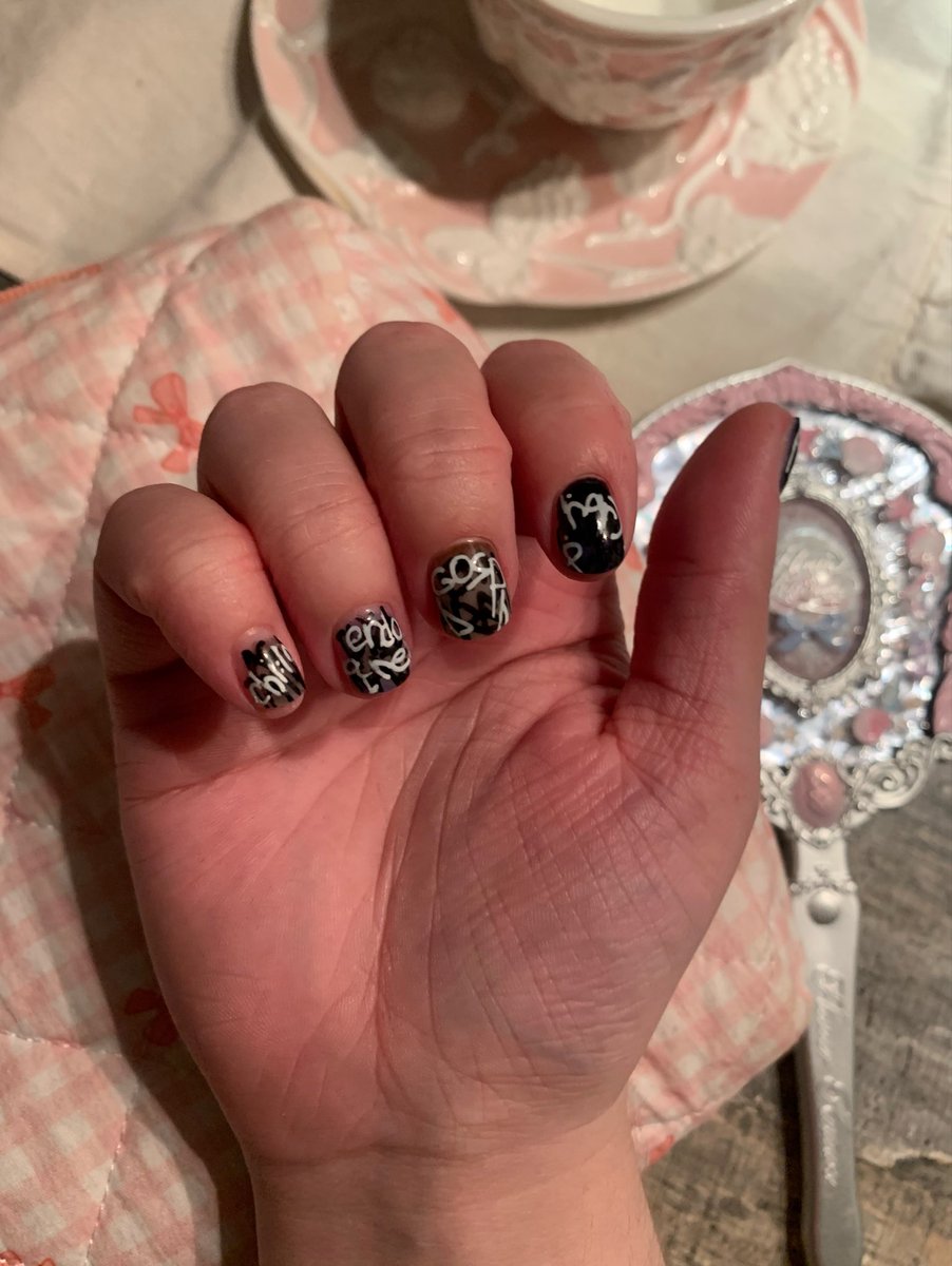 lilith | COMMISSIONS OPEN tweet media