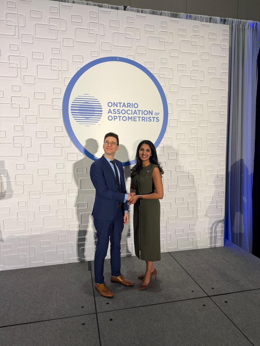 CollegeOptom's tweet photo. #ThrowbackThursday to when our President @DrMarkEltis, Optometrist attended the 2026 @ONOptometrists' Symposium! It is always a pleasure to connect with our members and learn alongside peers. Thank you again to the OAO for inviting us! https://t.co/kxKYBYJEE3
