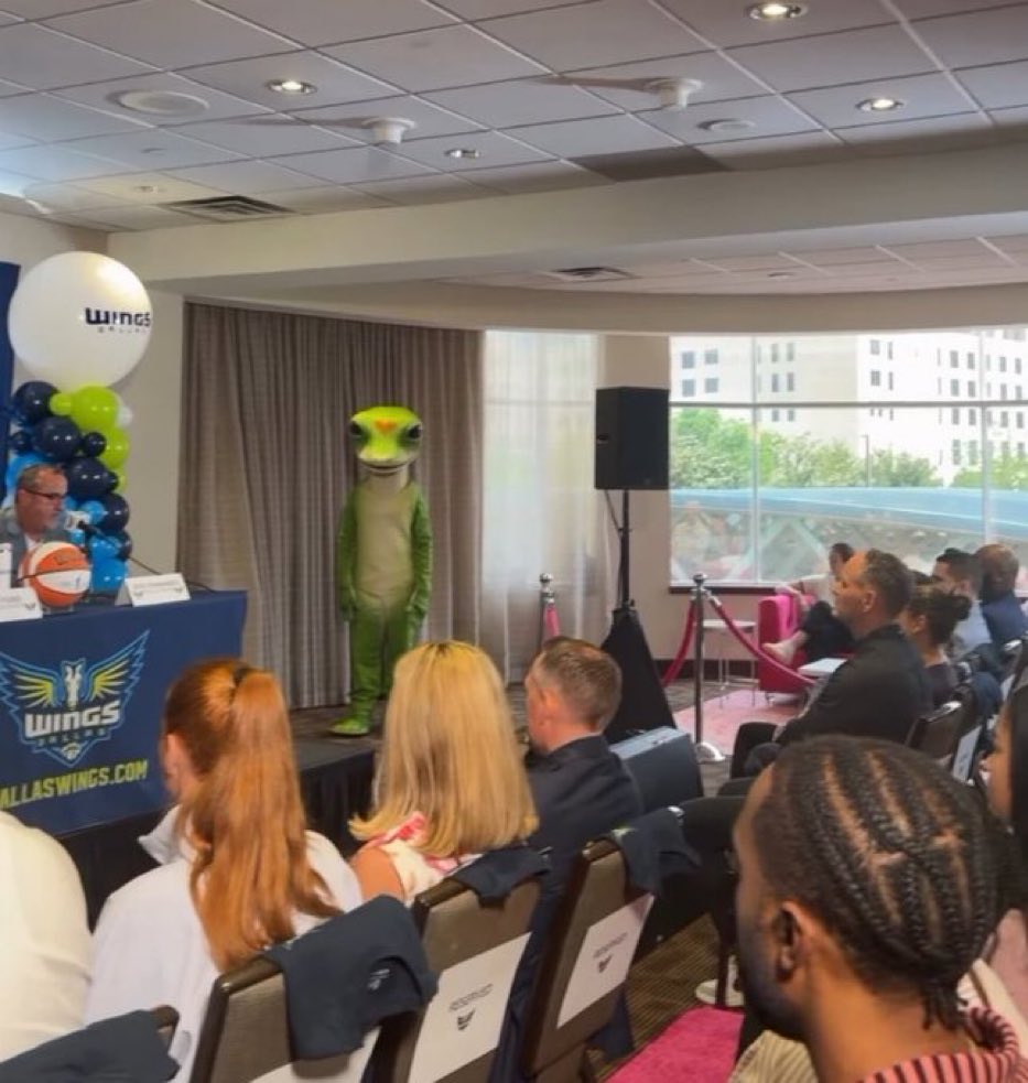 bellylint tweet media