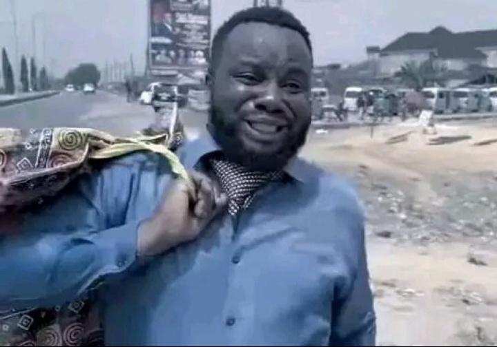 Scripted tweet media