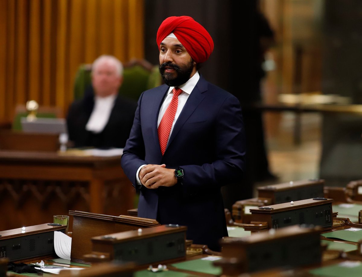 l_stone's tweet image. Liberal MPs throw support behind ex-minister Navdeep Bains’s potential run as Ontario Liberal Leader #onpoli #cdnpoli  theglobeandmail.com/canada/article…