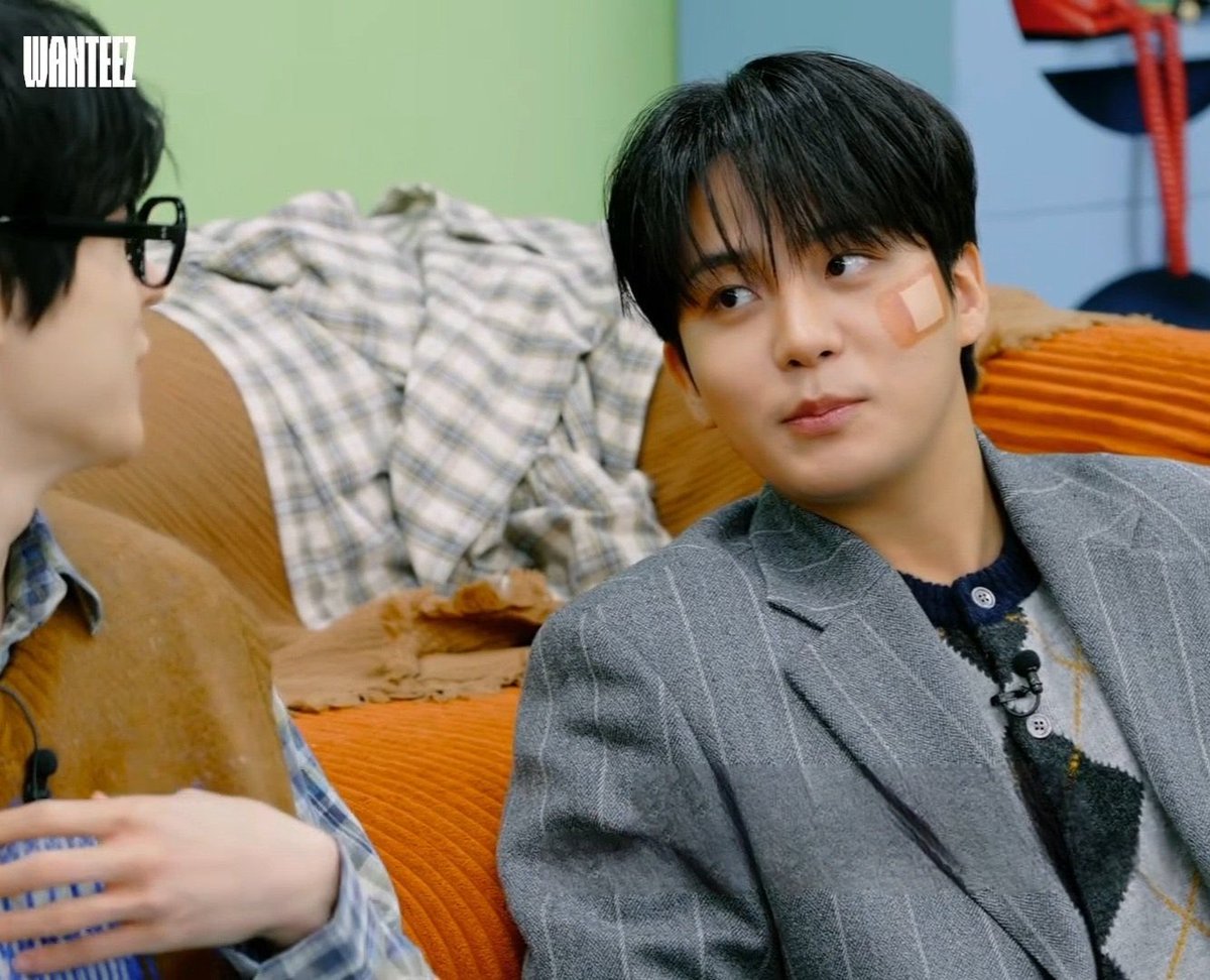 daily jongho. tweet media