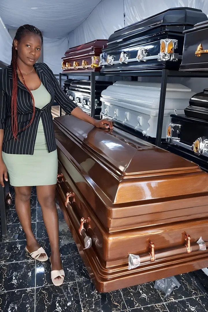 EMMA🦅👑 tweet media