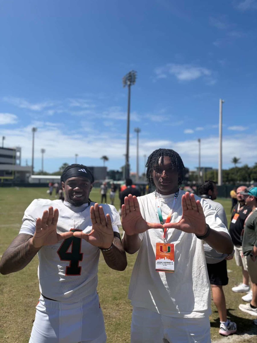 SouthFLExpress's tweet photo. Canes Mafia, eyes peeled 👀👀👀 @ACartwright2027 https://t.co/15SRDrq9mC