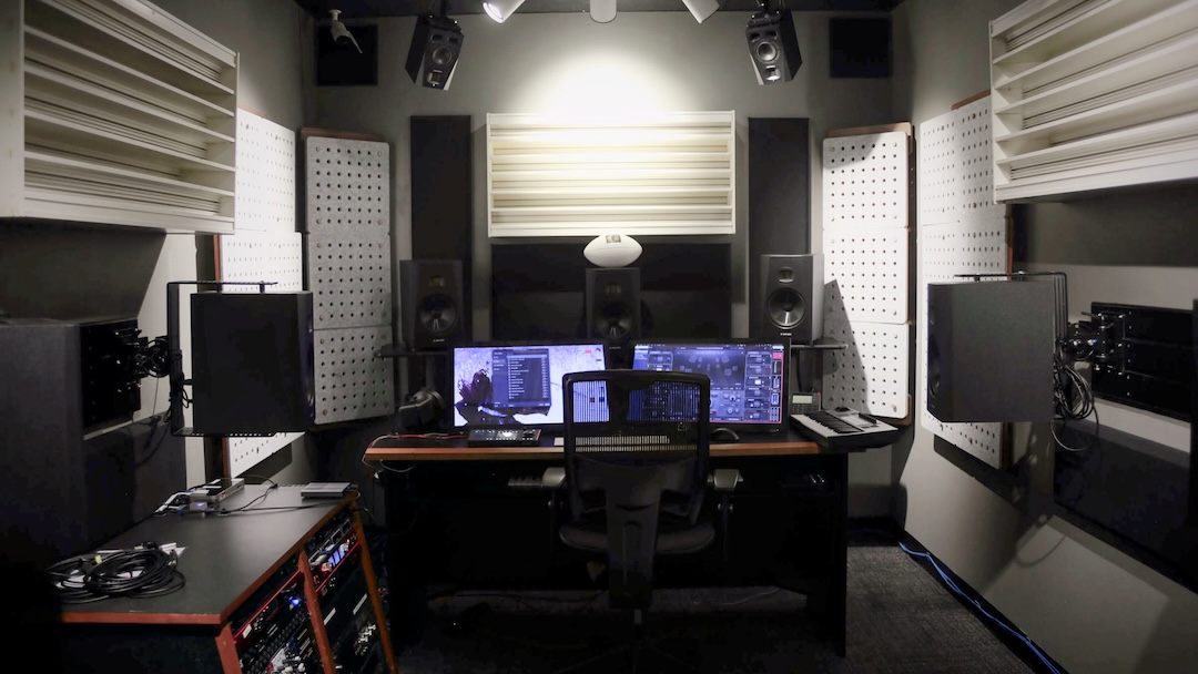 ProSoundNews's tweet image. TODAY at mixonline.com:
• Craig Anderton on The Seismic Hardware/Software Shift
• Roland SPD-SX PRO System V2.0
• DPA Expands N-Series Bandwidth
• Loyno Upgrades Studio for Immersive
• Dale Pro Audio Launches Integration Services

#recording #proaudio #livesound