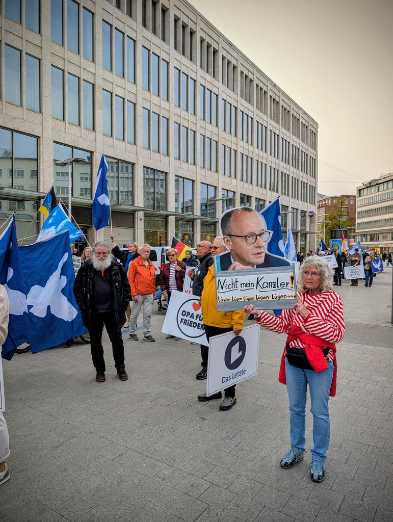 Deutscher Schäferhund tweet media