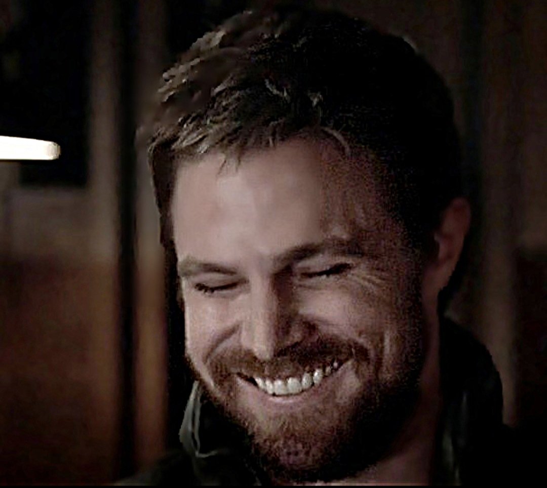 marabrazil2's tweet image. Oliver
#StephenAmell 
#Arrow 8x4
.....