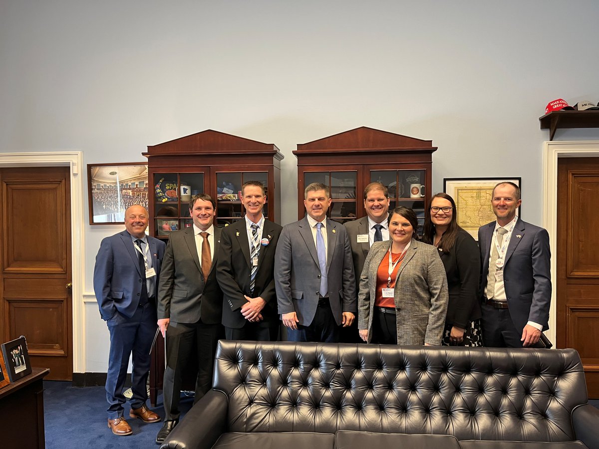 Congressman Brad Finstad tweet media