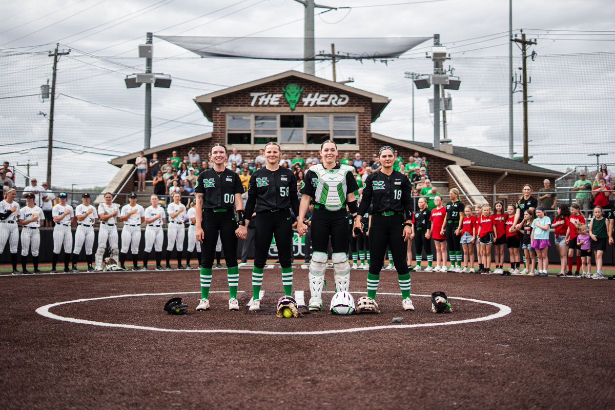 Marshall Softball tweet media